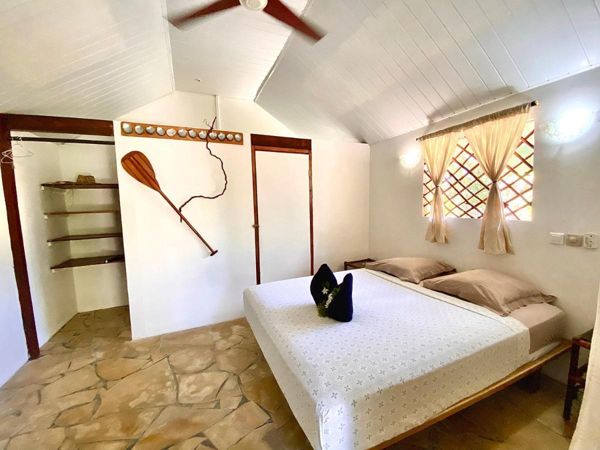Poe Guesthouse Rangiroa Екстер'єр фото